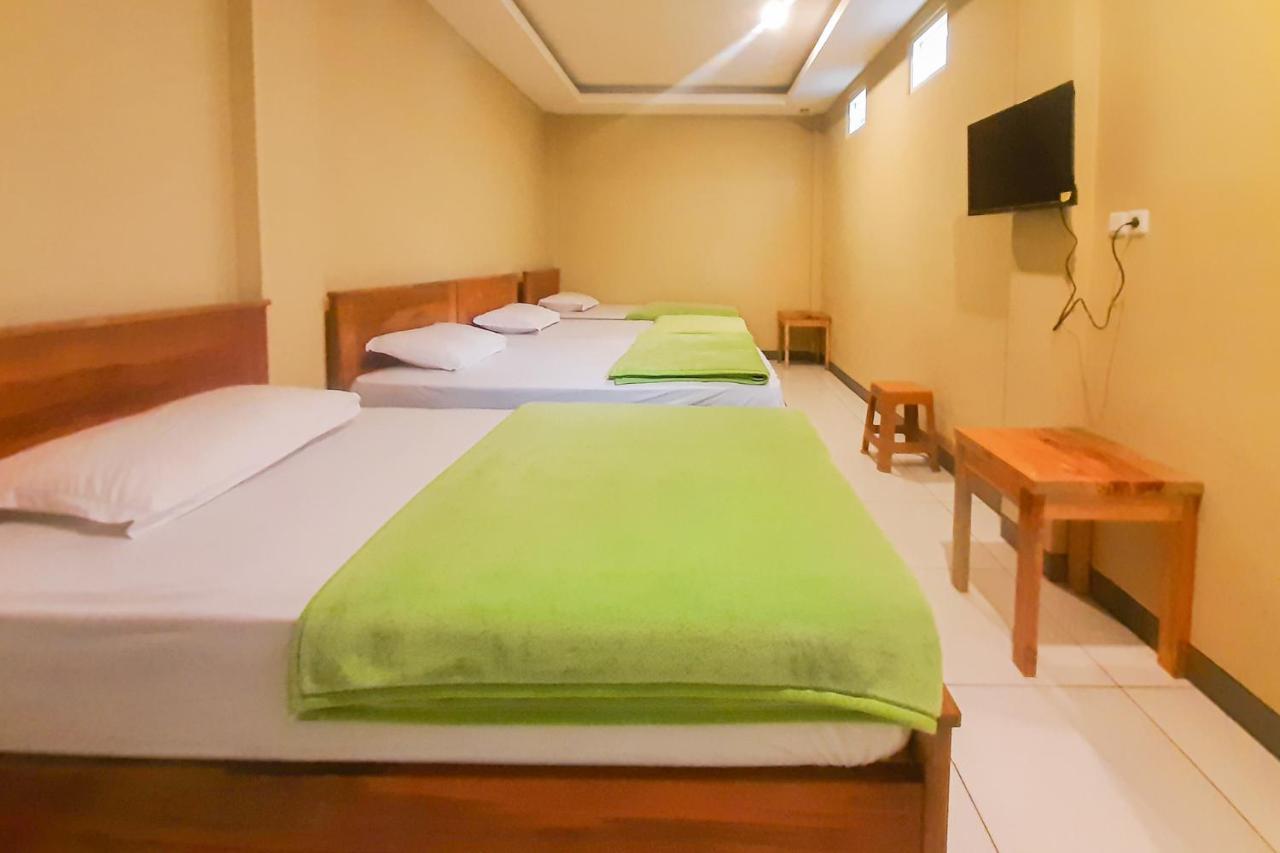 Delvia Bromo Homestay Mitra Reddoorz Pasuruan Ngoại thất bức ảnh